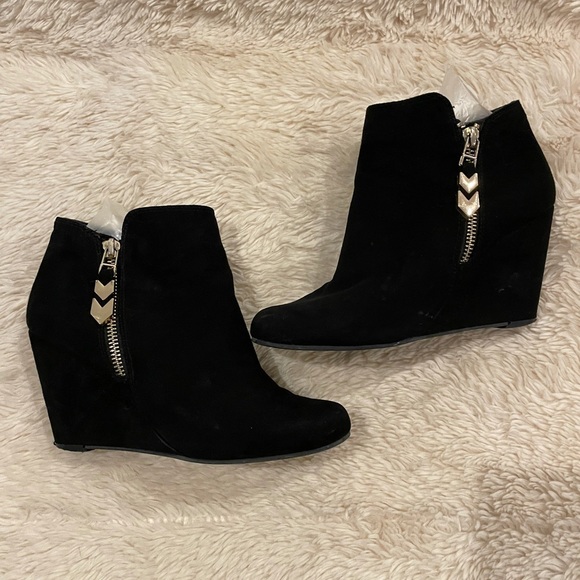 BCBG Wedge Ankle Boot - Picture 3 of 15